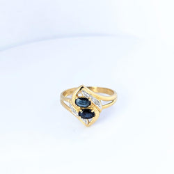 Bague entrelacs de saphirs en or jaune et diamants - Castafiore