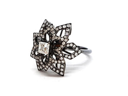 Bague Fleur Or noir Diamant - Castafiore