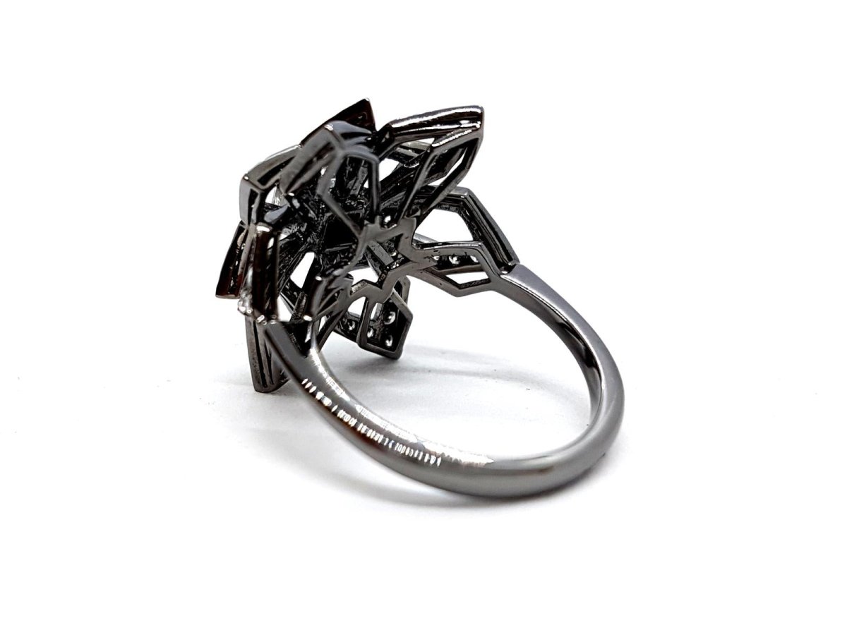 Flower Ring Black Gold Diamond Castafiore