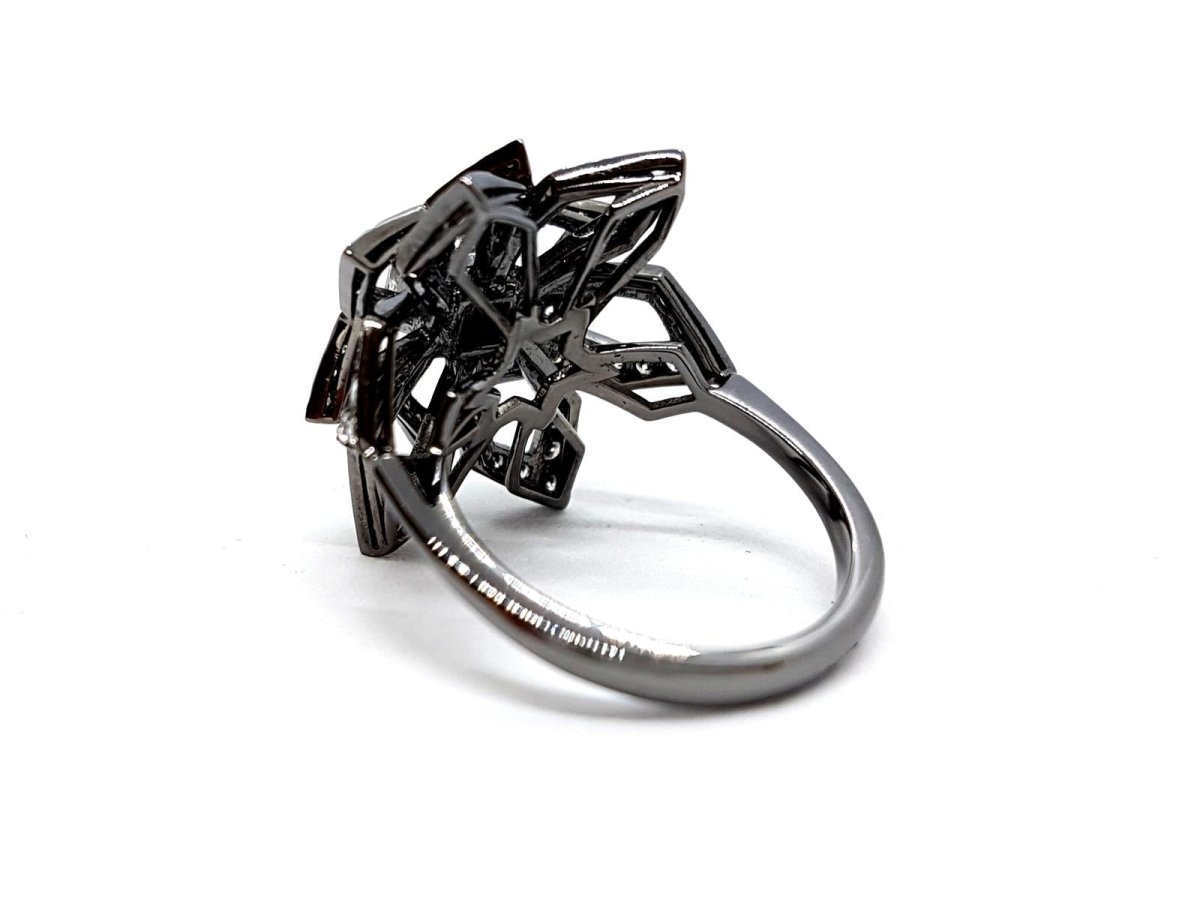 Bague Fleur Or noir Diamant - Castafiore
