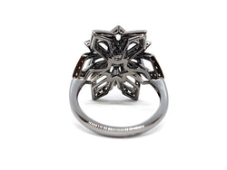 Bague Fleur Or noir Diamant - Castafiore