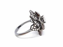 Bague Fleur Or noir Diamant - Castafiore