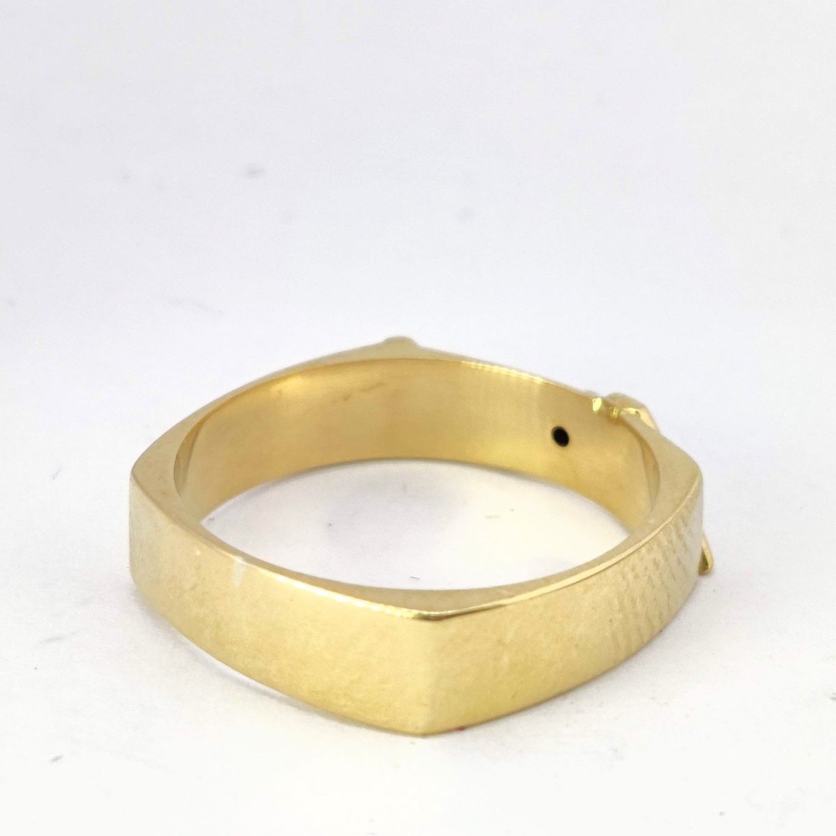 Bague géométrique en or jaune et diamant - Castafiore