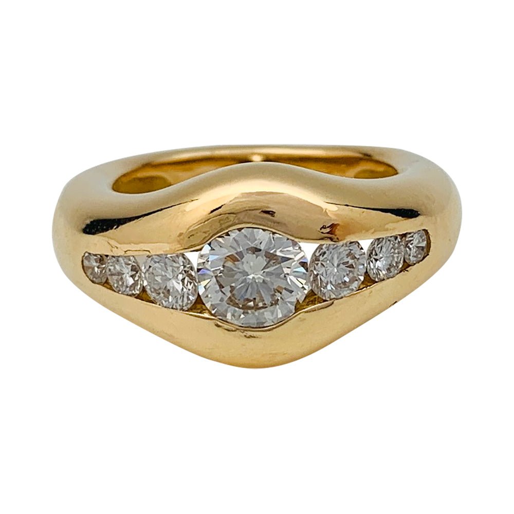 Bague jonc Chaumet, or jaune et diamants - Castafiore