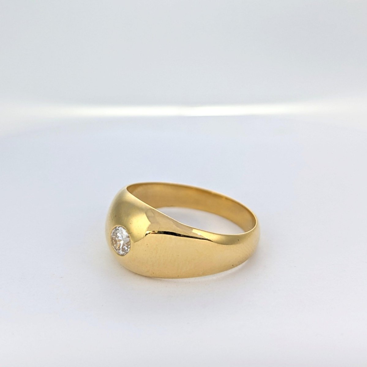 Bague jonc en or jaune et diamant - Castafiore