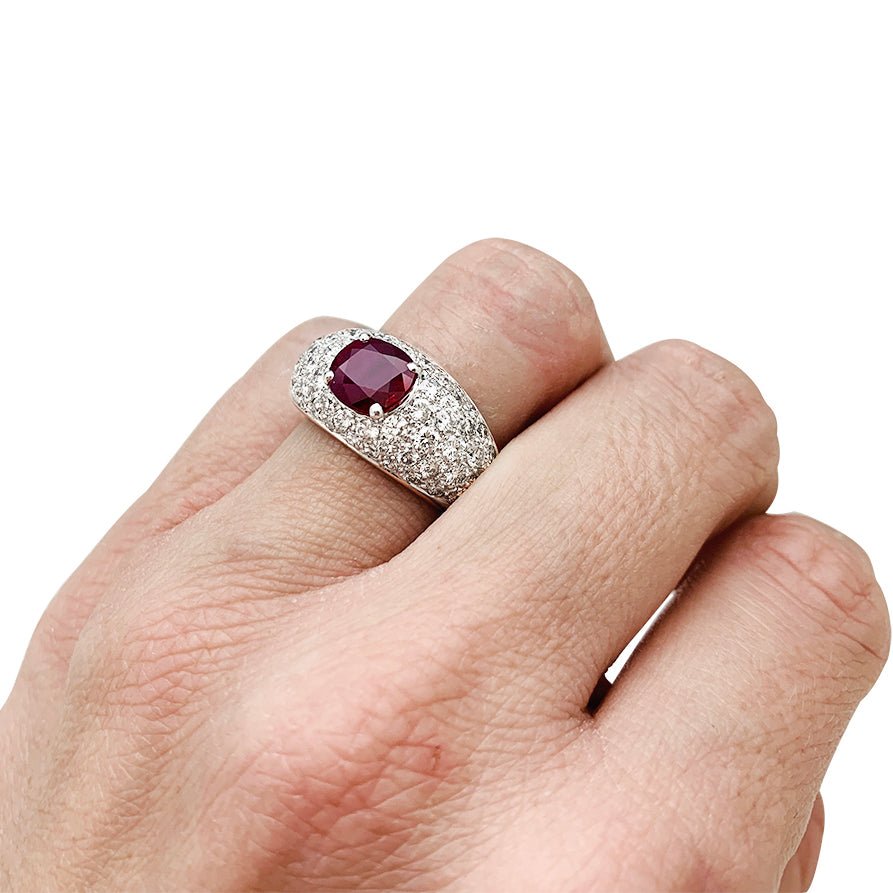 Bague jonc pavage diamant, rubis 1,78 carats - Castafiore
