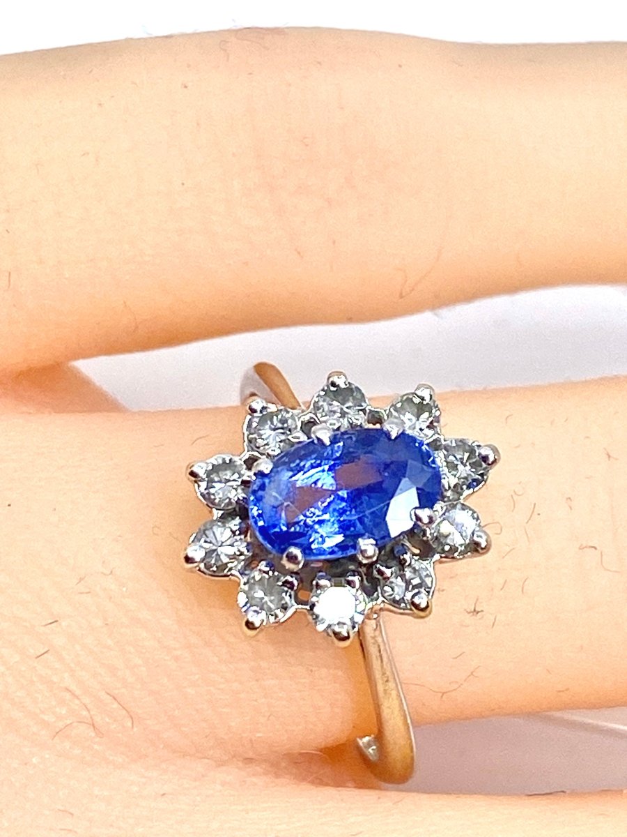 Bague marguerite en or 18 carats en saphir ceylan et diamants