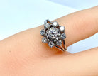 Bague marguerite en or 18 carats et diamants - Castafiore