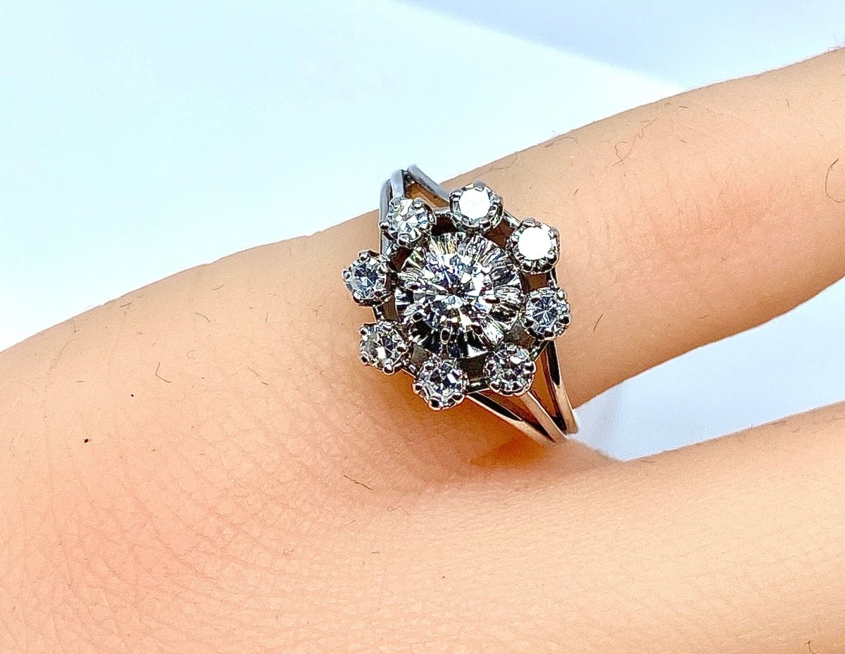 Bague marguerite en or 18 carats et diamants - Castafiore