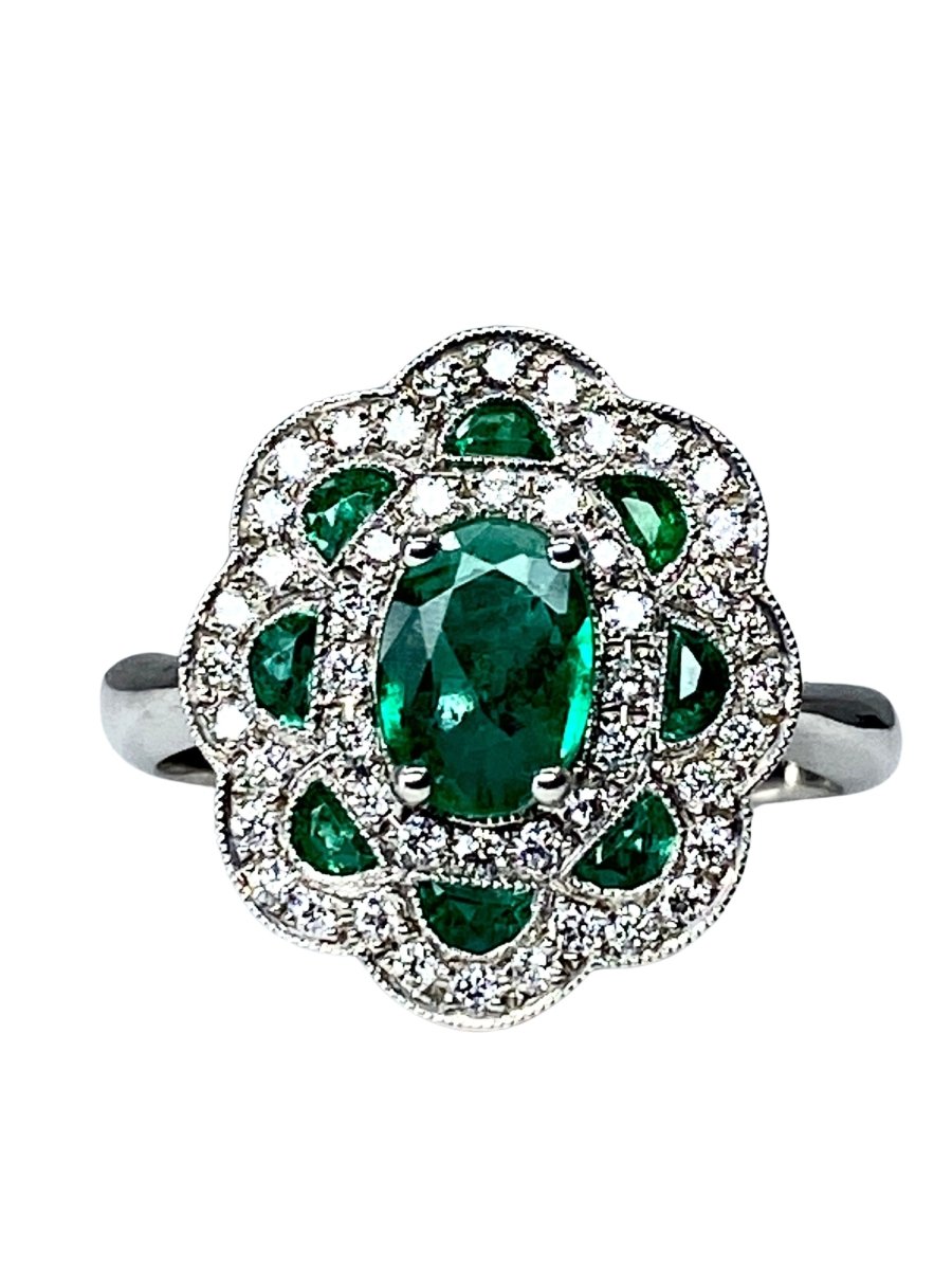 Bague Marguerite en or blanc émeraudes et diamants - Castafiore