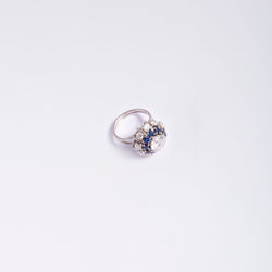 Bague Marguerite en or blanc et en diamants et saphirs - Castafiore