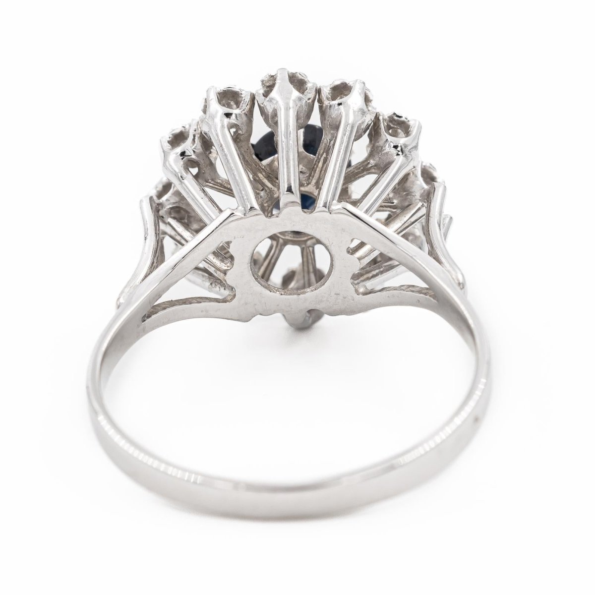 Bague marguerite en or blanc et saphir - Castafiore