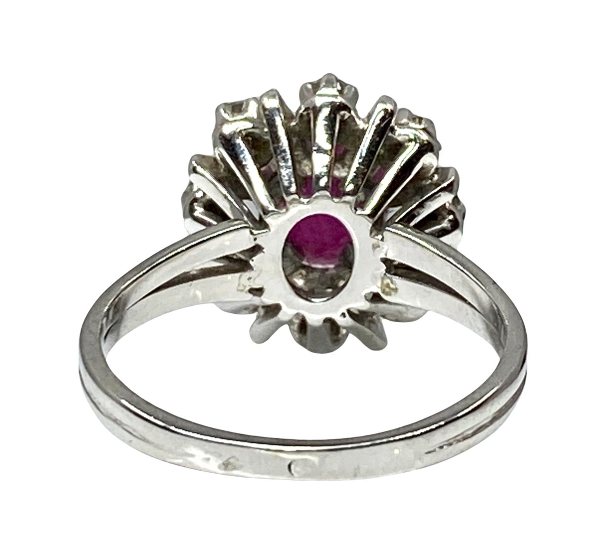 Bague Marguerite en or blanc rubis et diamants - Castafiore