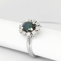 Bague Marguerite en or blanc Saphir et diamants - Castafiore