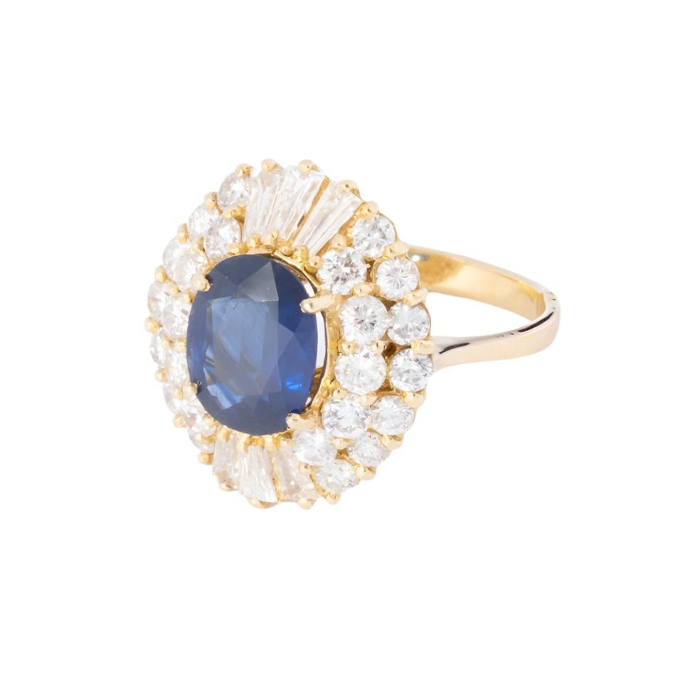 bague marguerite or jaune saphir et double entourage de diamants - Castafiore