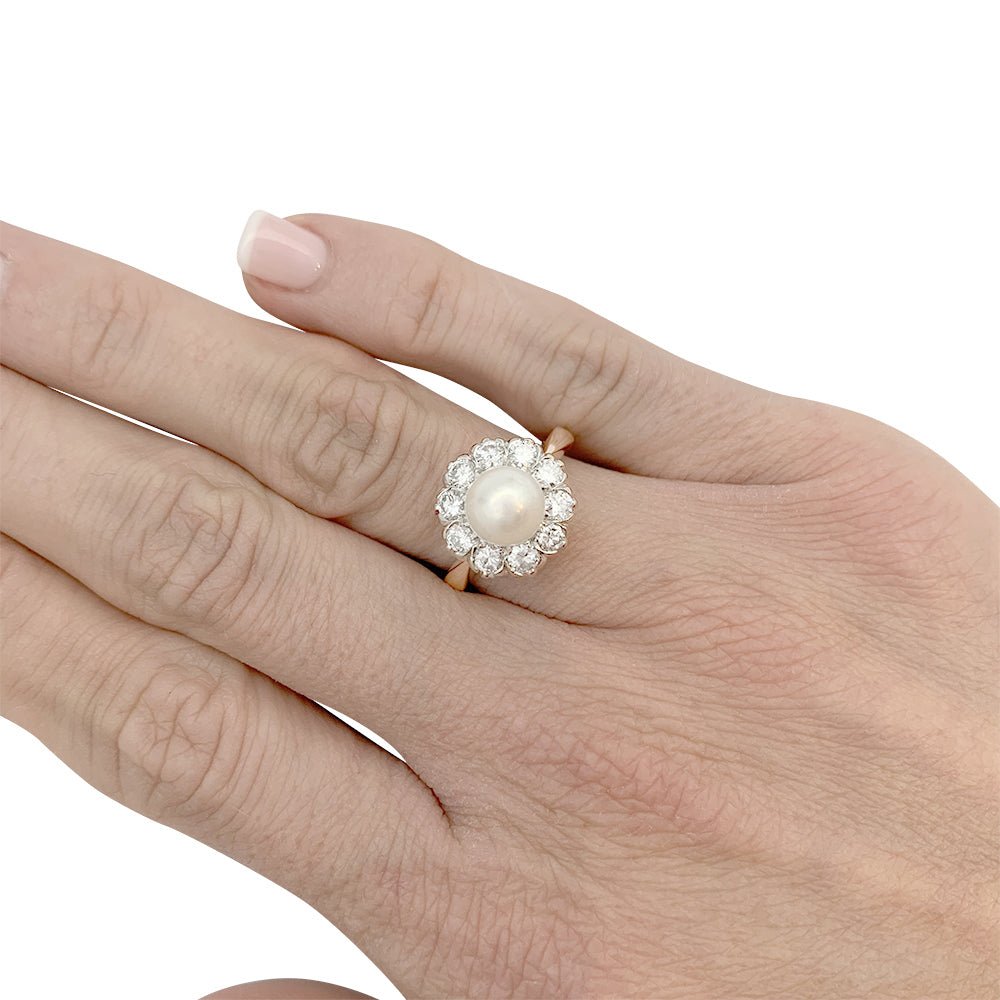 Bague marguerite perle et diamants - Castafiore