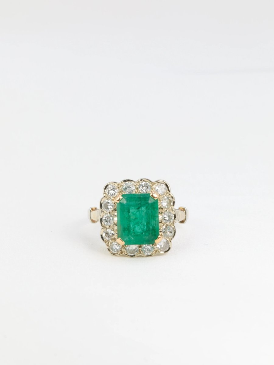 Bague marguerite vintage en or, émeraude et diamants - Castafiore
