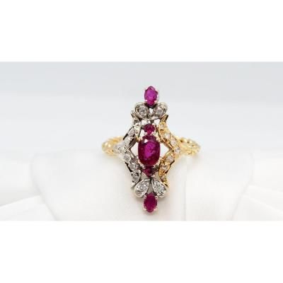 Bague Marquise En Or Bicolore, Rubis Et Diamants - Castafiore