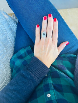 Bague marquise en platine - Castafiore