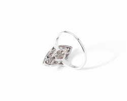 Bague marquise en platine et diamant - Castafiore