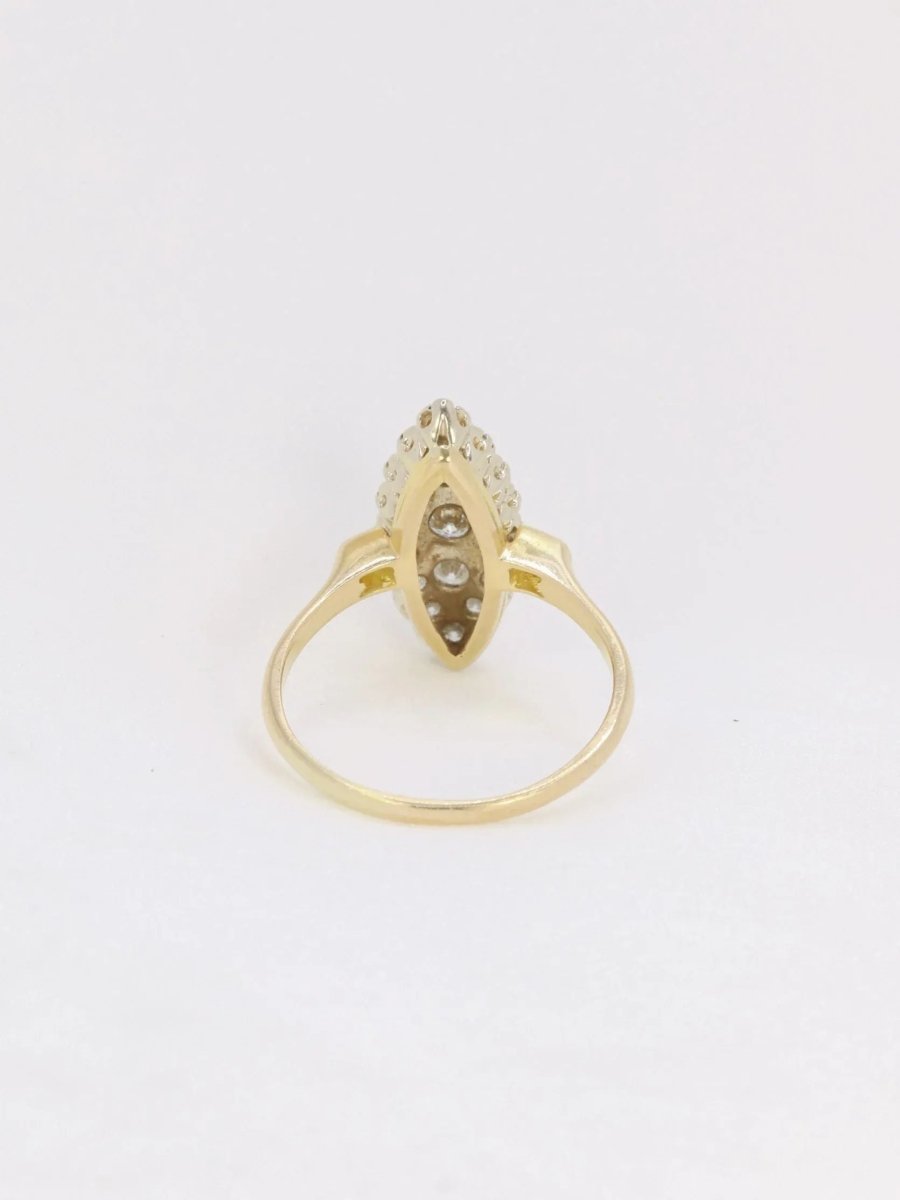 Bague marquise vintage en or et diamants - Castafiore