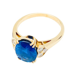 Bague MAUBOUSSIN, centrée d'un saphir ovale encadré de diamants - Castafiore