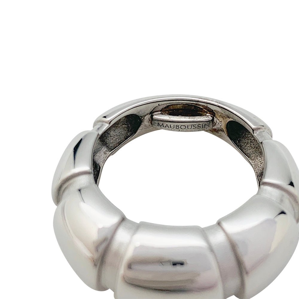 Bague MAUBOUSSIN, "Nadja", or blanc - Castafiore