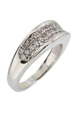 BAGUE MODERNE PAVAGE DIAMANTS - Castafiore