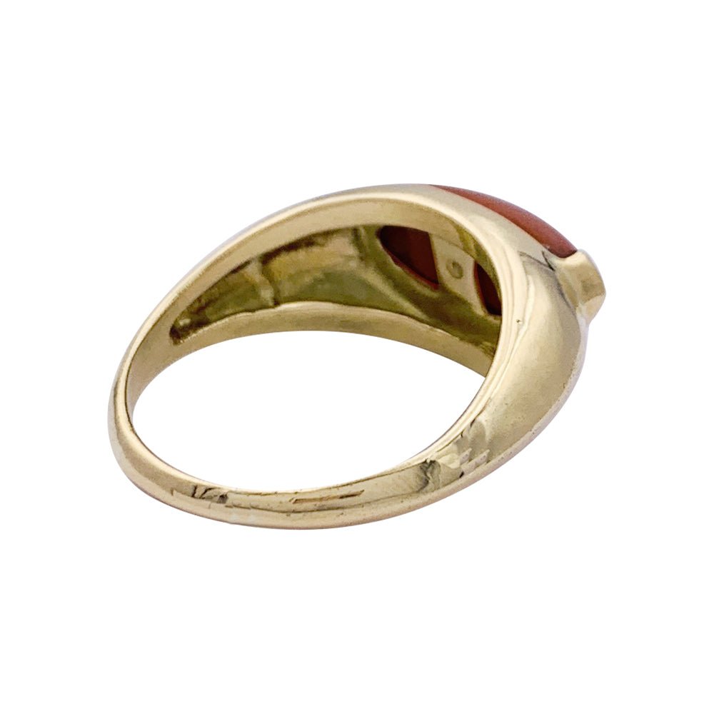 Bague O.J PERRIN en or jaune et corail - Castafiore