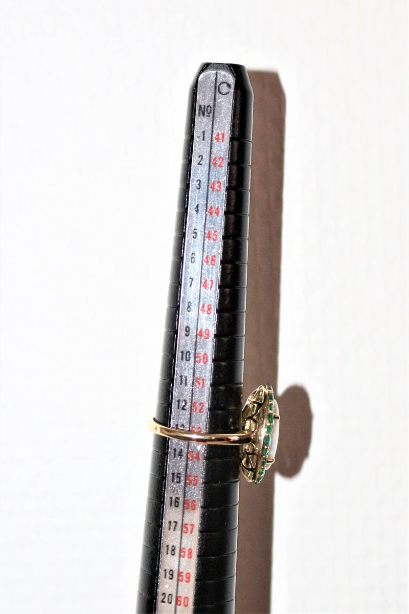 Bague Opale Blanche Et émeraudes