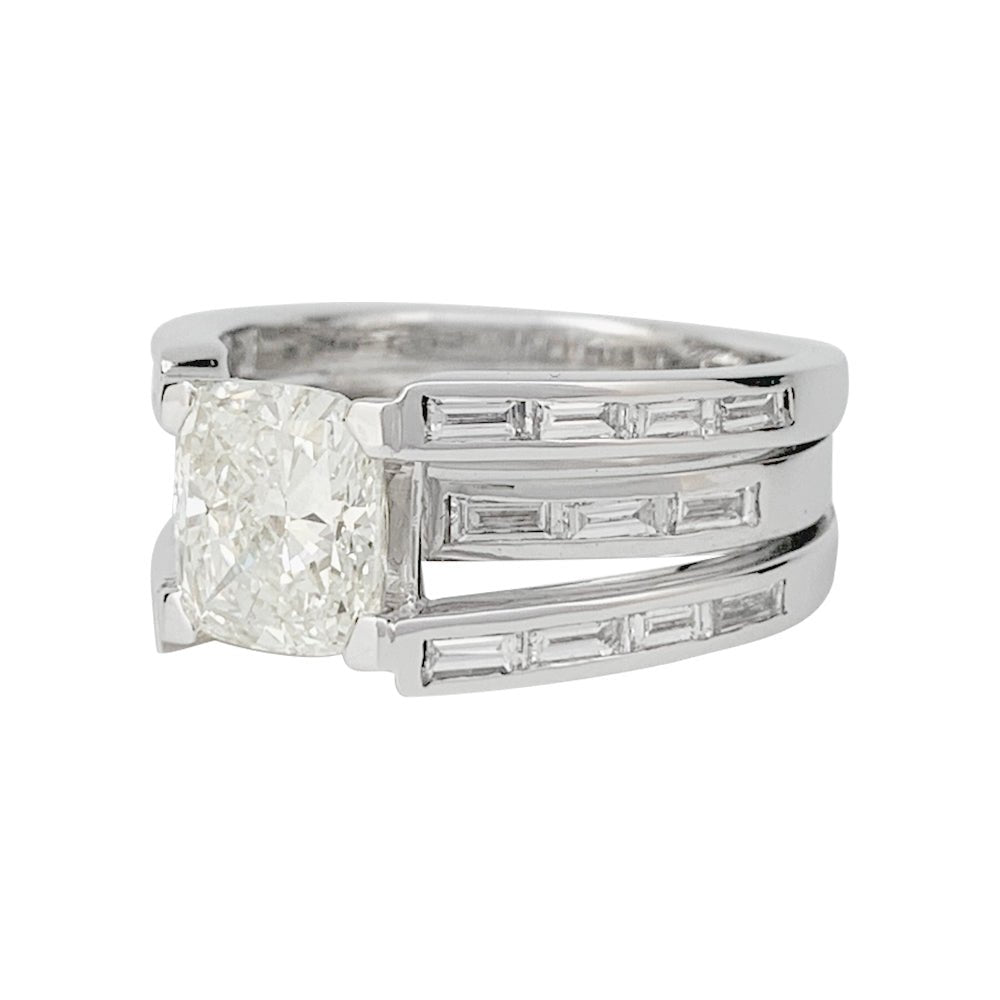 Bague or blanc, diamants coussin 2,01 carats - Castafiore