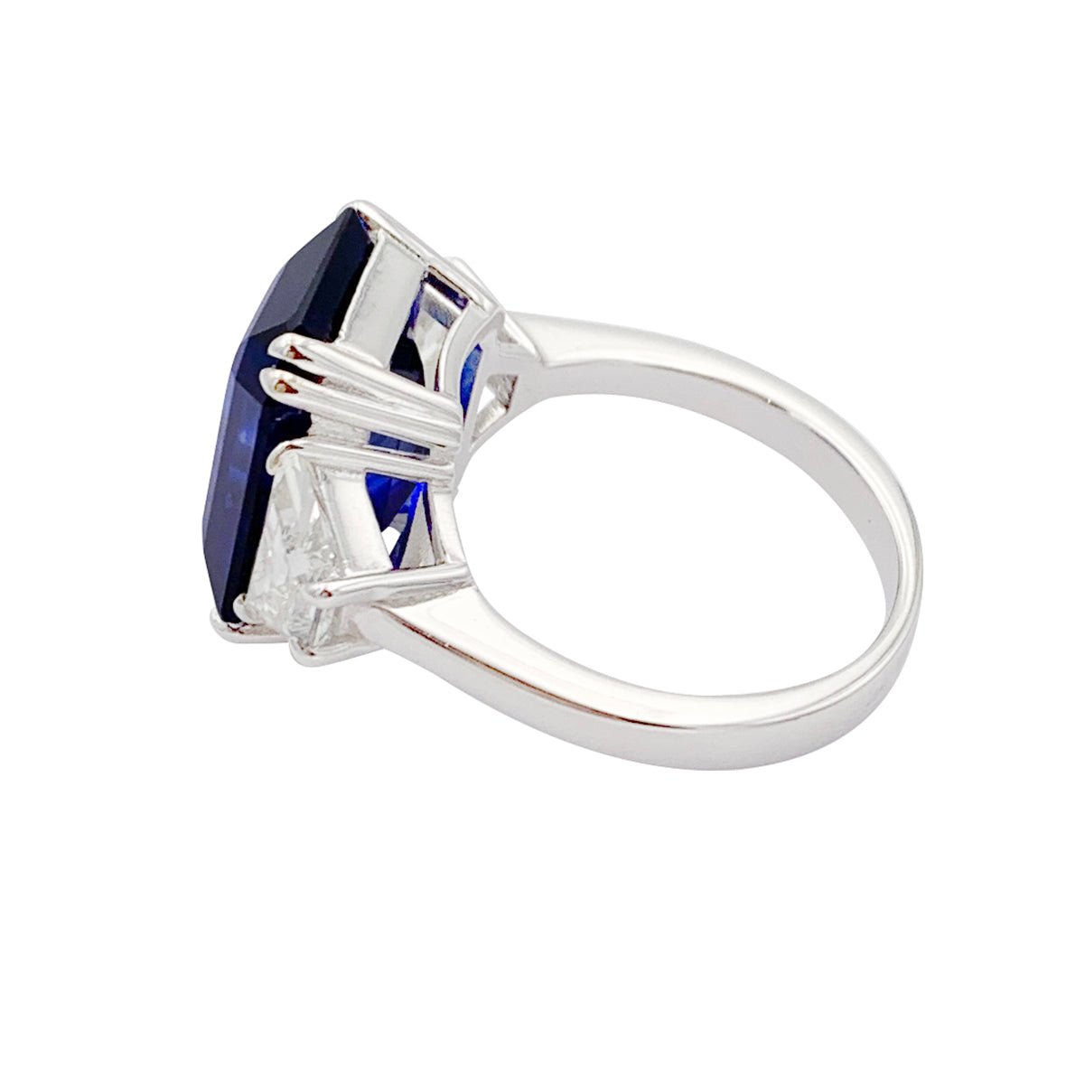 Bague or blanc, saphir et diamants - Castafiore