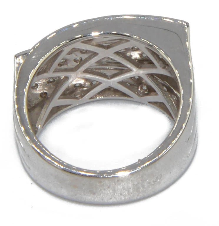 Bague or gris et diamant asymetrique - Castafiore