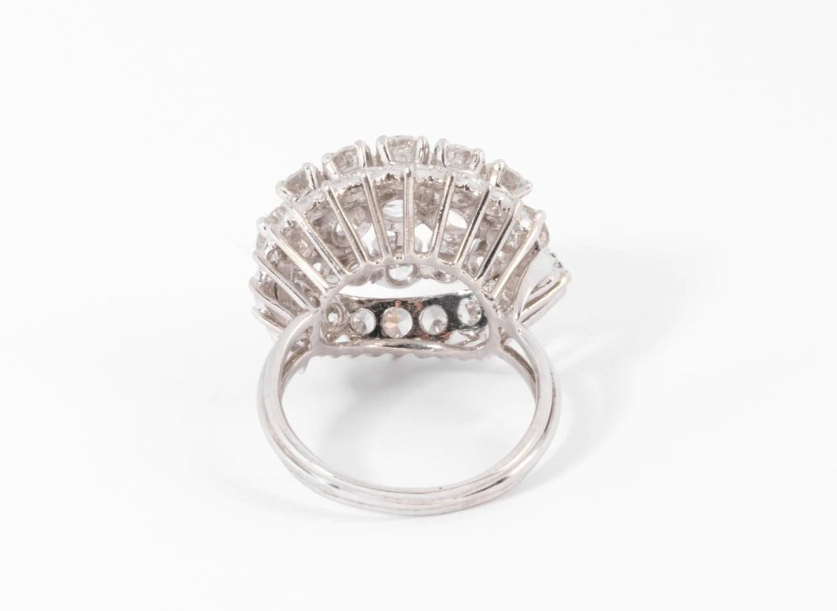 Bague or gris et diamants des années 1960 - Castafiore
