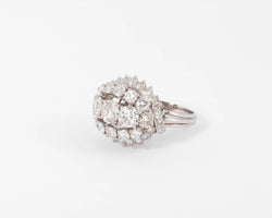 Bague or gris et diamants des années 1960 - Castafiore