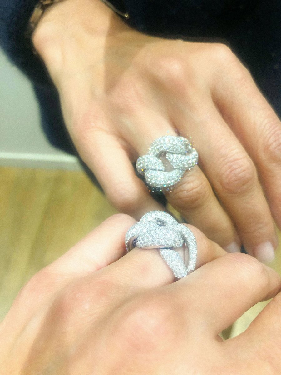 Bague or gris gourmette pavée de diamant - Castafiore