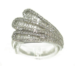 Bague or gris moderne diamant baguette - Castafiore
