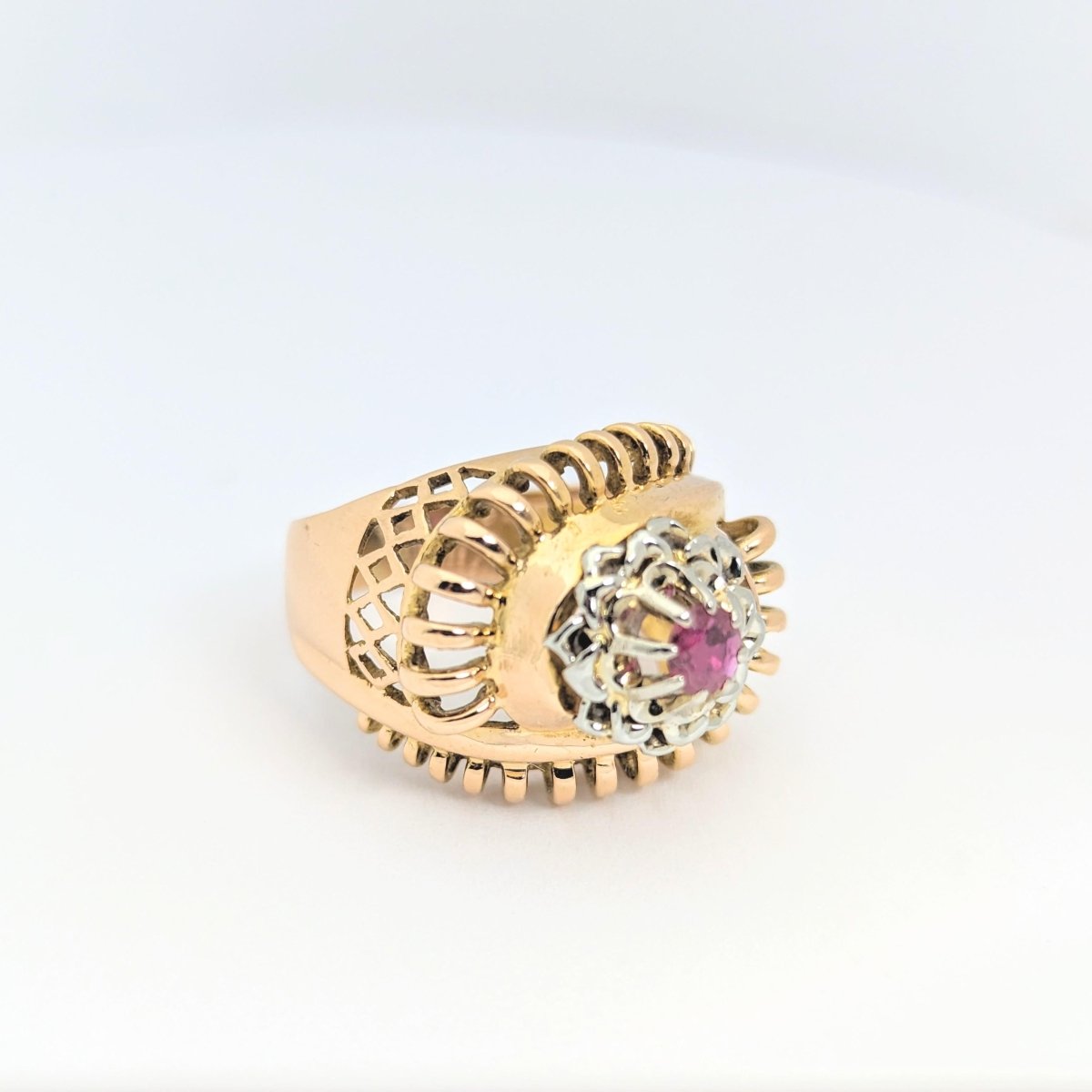 Bague or rose et rubis - Castafiore