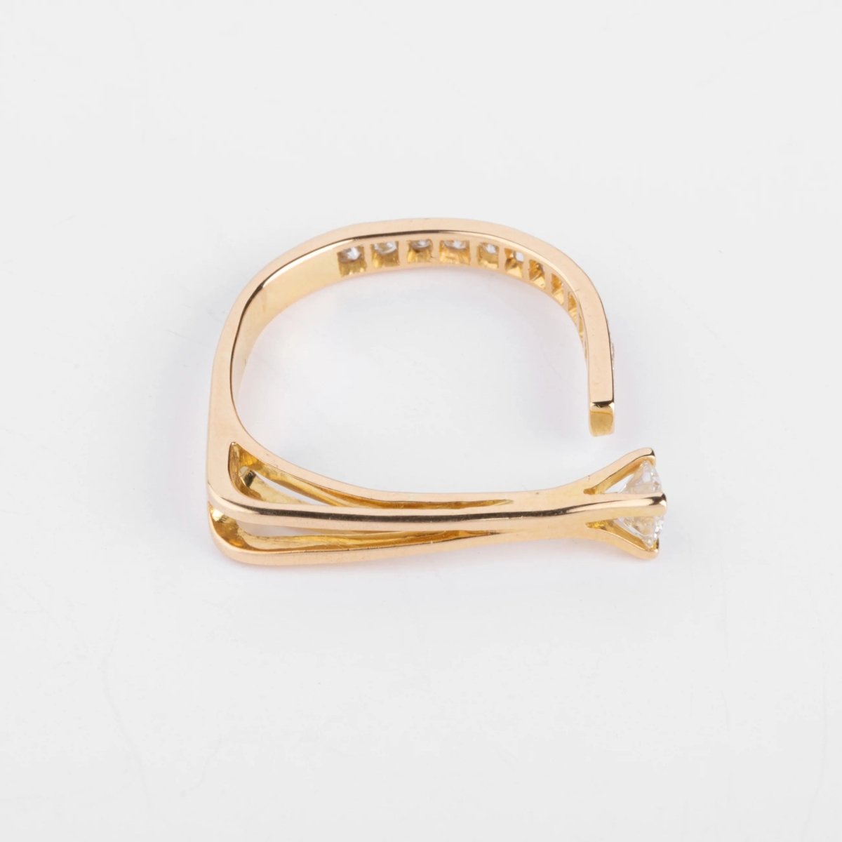 Bague ouverte or jaune et diamant design - Castafiore
