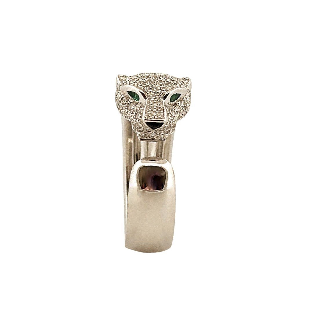Bague Panthère CARTIER "Massai" en or blanc, diamants et émeraudes - Castafiore