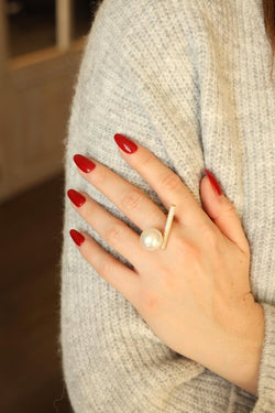 Bague PASPALEY en or jaune, perle et diamants - Castafiore