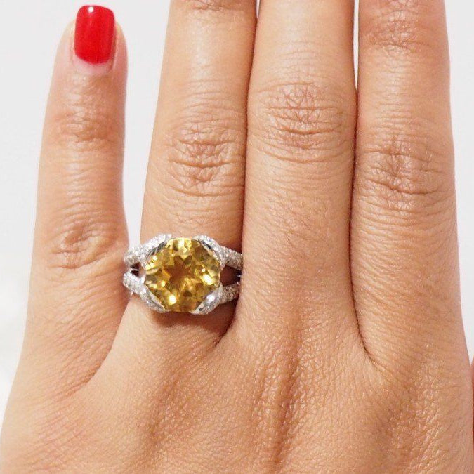 Bague pavage en or blanc et citrine - Castafiore