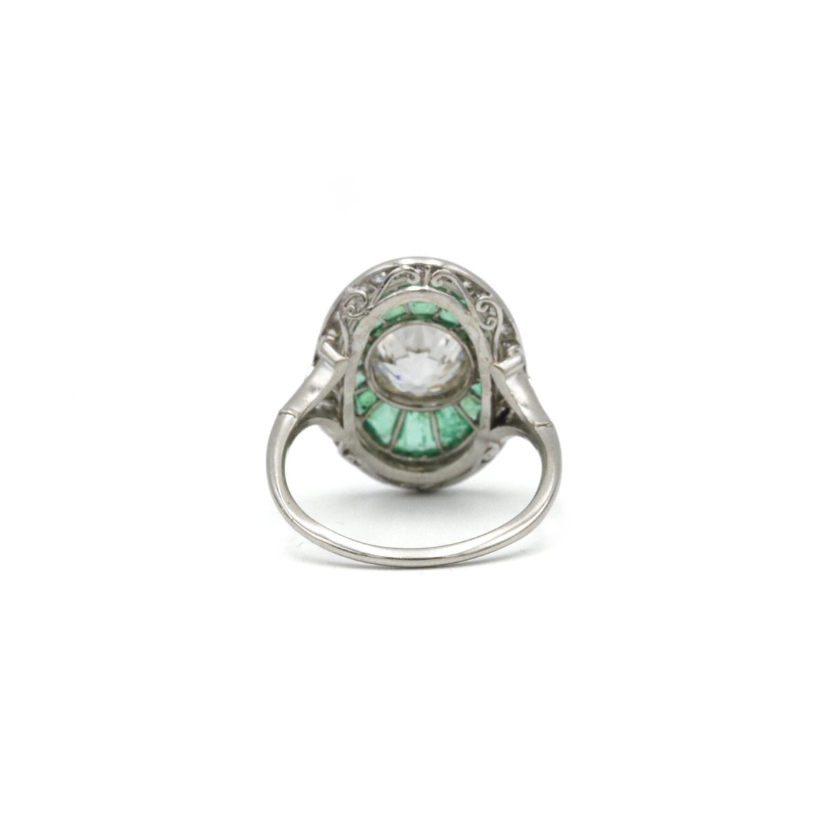 Bague - Platine, Diamants et émeraudes - Castafiore