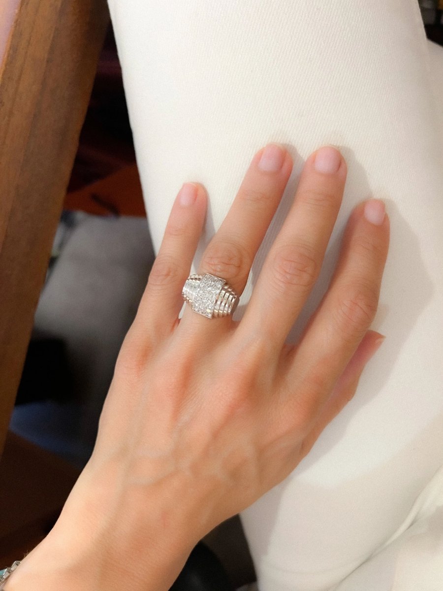 Bague platine et diamant à gradins - Castafiore