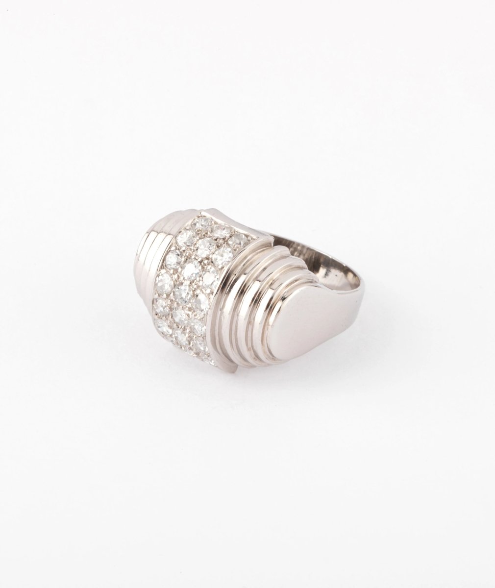Bague platine et diamant à gradins - Castafiore