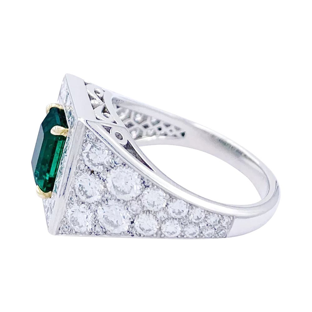 Bague, platine, or jaune, émeraude et diamant - Castafiore