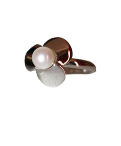 Bague POIRAY Trèfle en or blanc et perle - Castafiore