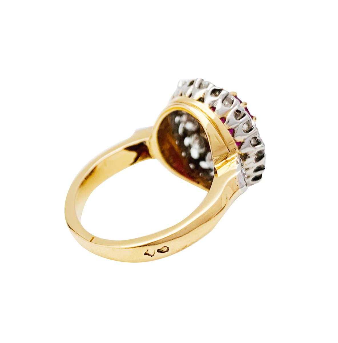 Bague Pompadour or jaune et platine, rubis Birman, diamants - Castafiore