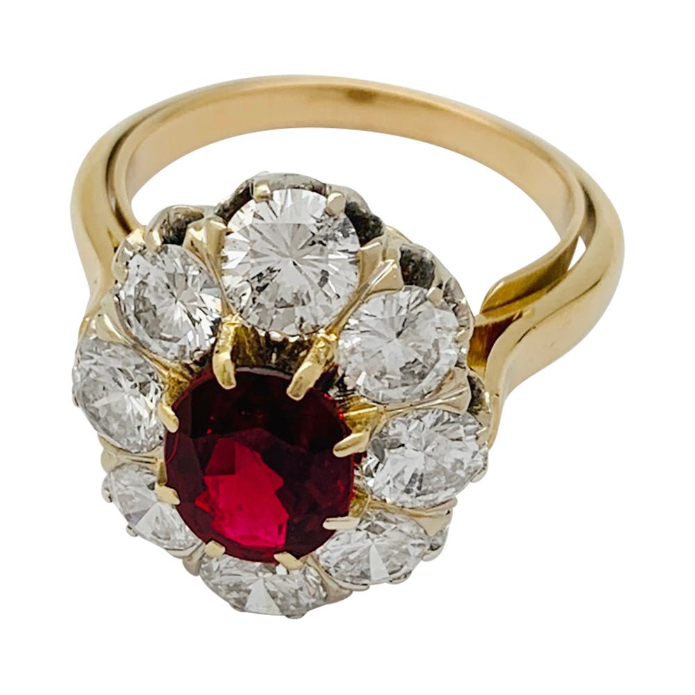 Bague pompadour rubis, diamants, or jaune - Castafiore