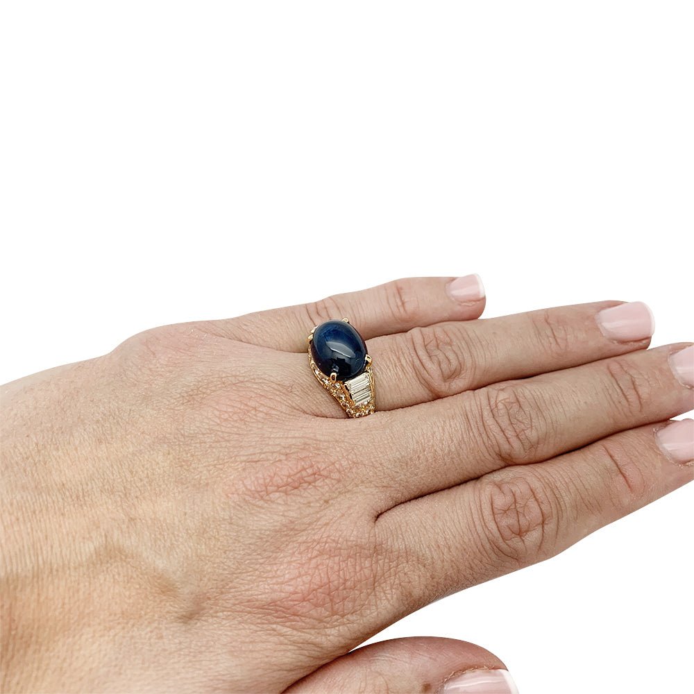 Bague saphir en or jaune et diamants - Castafiore